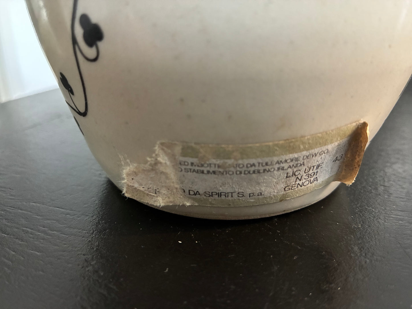 Tullamore Dew 12y old ceramic - full bottle