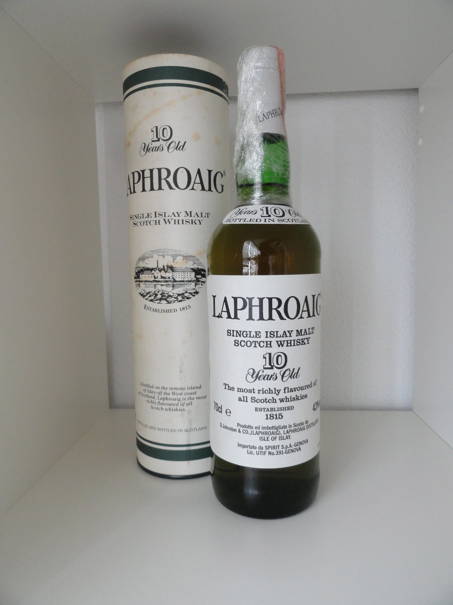 Laphroaig 10y 43% SpA Spirit Italian Import - 80's bottled