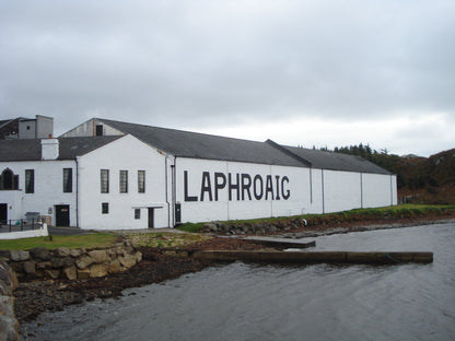 Laphroaig 10y 43% SpA Spirit Italian Import - 80's bottled