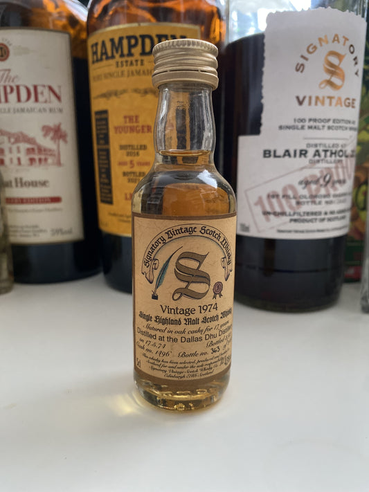 Dallas Dhu 1974 Signatory Vintage cask 1496 - miniature