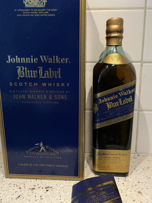 Johnnie Walker blue label - highest awards - 6cl