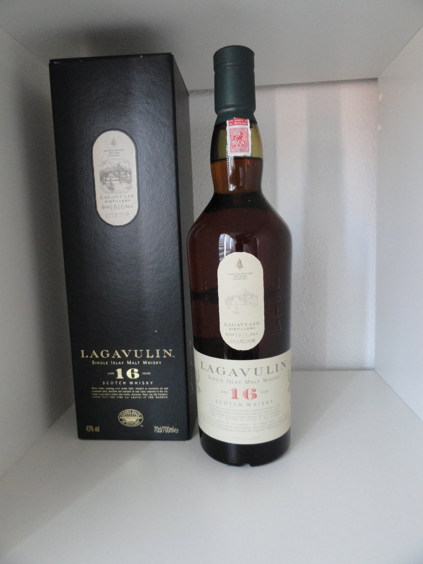 Lagavulin 16y OB 2006 edition