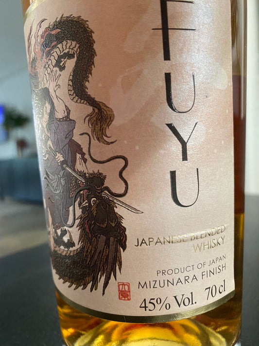 Fuyu japanese blended whisky - full bottle